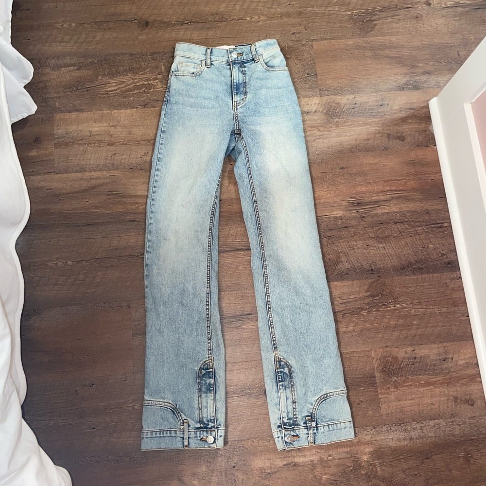 Revive Jeans - image 1
